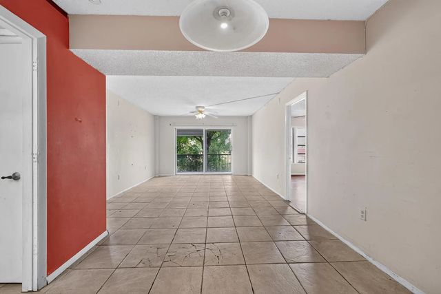 4 of 34 - 4172 Inverrary Drive #309, Lauderhill, FL