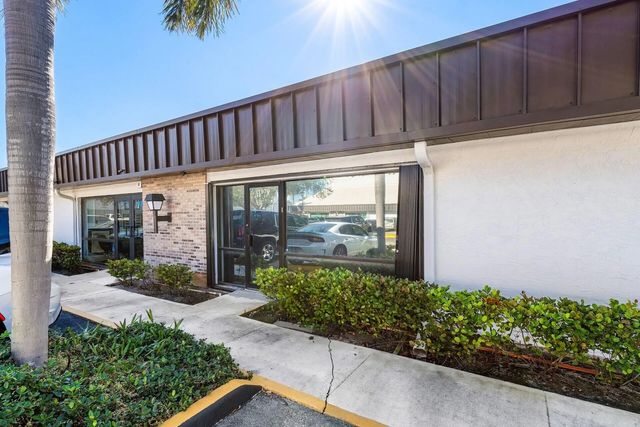1979 10th Avenue N, Lake Worth Beach