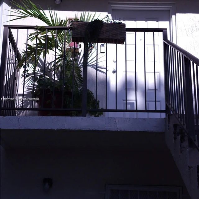 2 of 23 - 7121 Sw 129th Avenue #5, Miami, FL