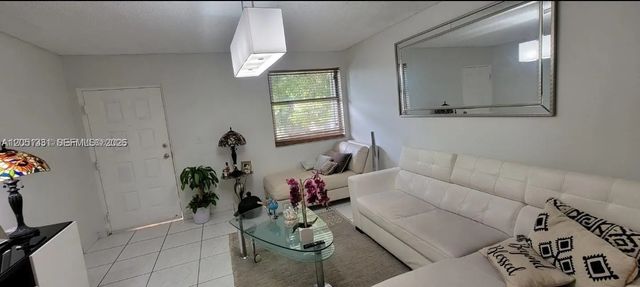 4 of 23 - 7121 Sw 129th Avenue #5, Miami, FL