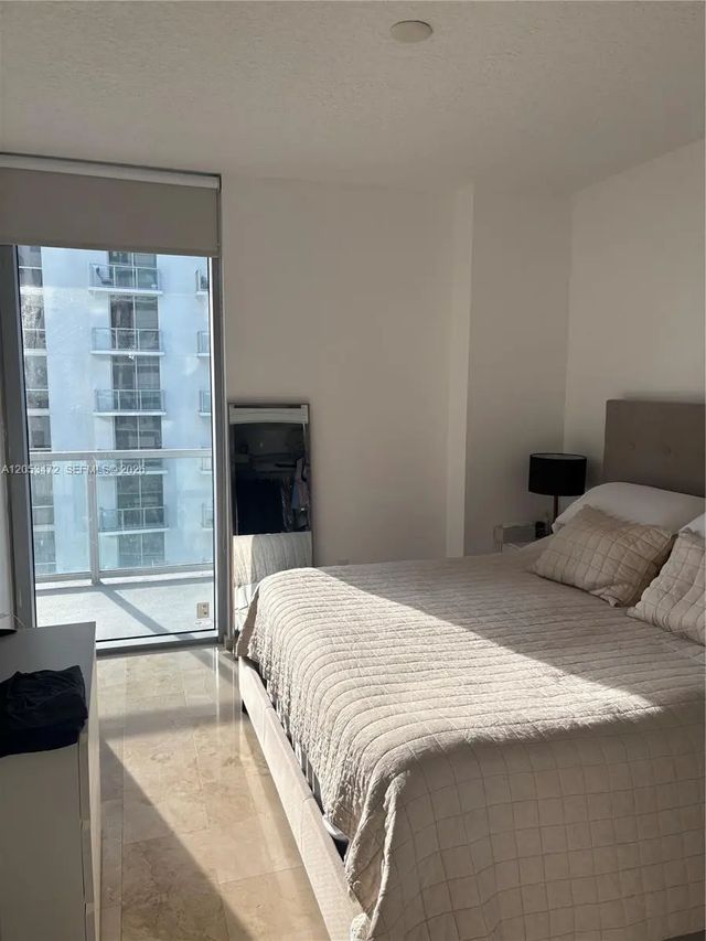 2 of 12 - 1050 Brickell Avenue #2910, Miami, FL