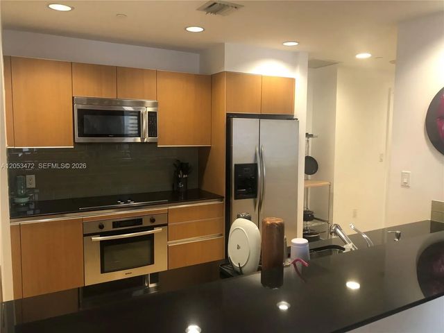 5 of 12 - 1050 Brickell Avenue #2910, Miami, FL