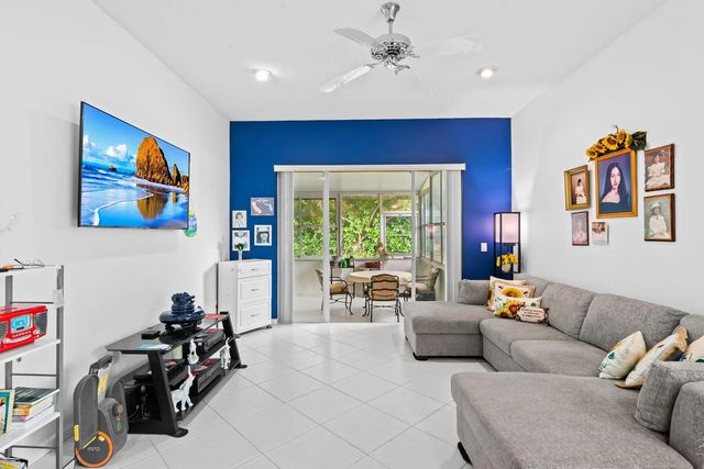 4 of 22 - 10156 Lombardy Drive, Tamarac, FL