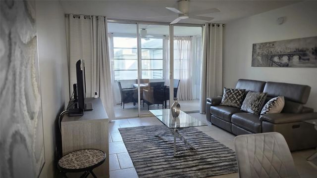 3 of 33 - 4851 Nw 26th Court #437, Lauderdale Lakes, FL
