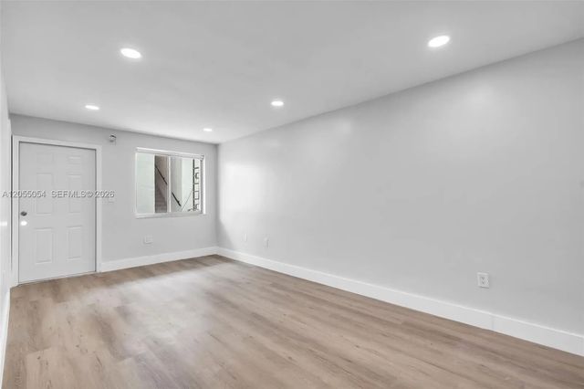 5 of 48 - 560 Ne 63rd Street, Miami, FL