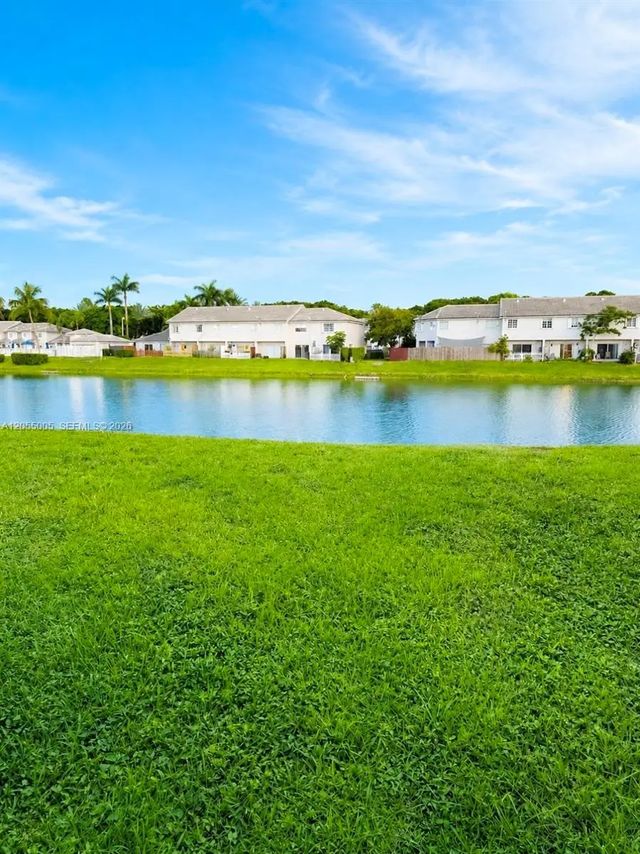 5 of 22 - 14150 Sw 120th Court #9-12, Miami, FL