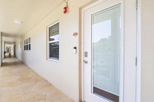 4 of 50 - 3000 Ne 48th Court #402, Lighthouse Point, FL