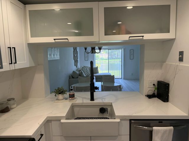5 of 14 - 10001 Winding Lake Road #106, Sunrise, FL