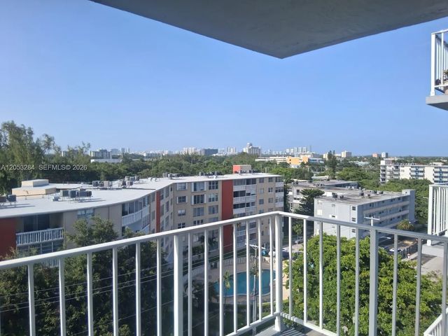 1470 Ne 125th Terrace #812, North Miami