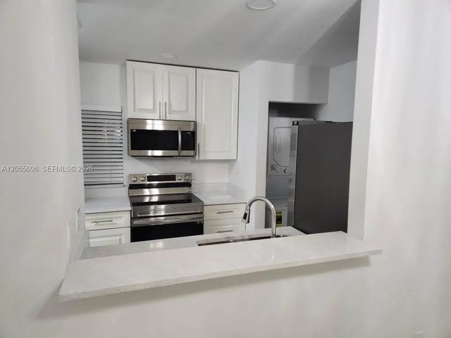 3 of 16 - 11643 Nw 11th Street, Pembroke Pines, FL