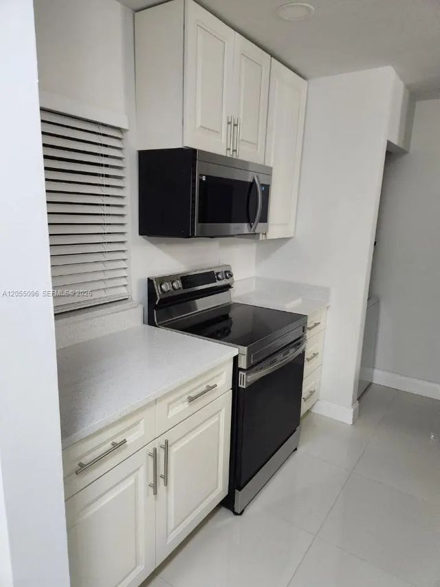5 of 16 - 11643 Nw 11th Street, Pembroke Pines, FL