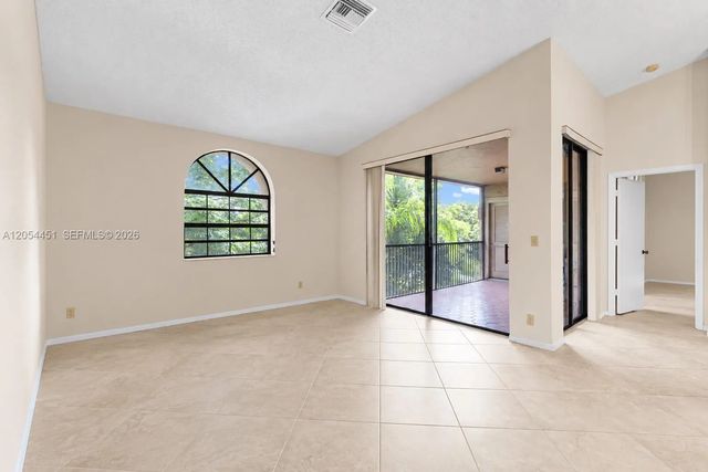 3 of 27 - 10690 Nw 14th Street #128, Plantation, FL