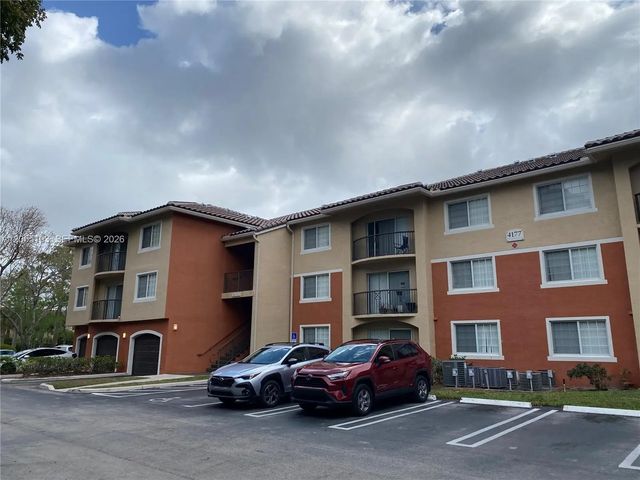 5 of 77 - 4177 N Haverhill Road #808, West Palm Beach, FL