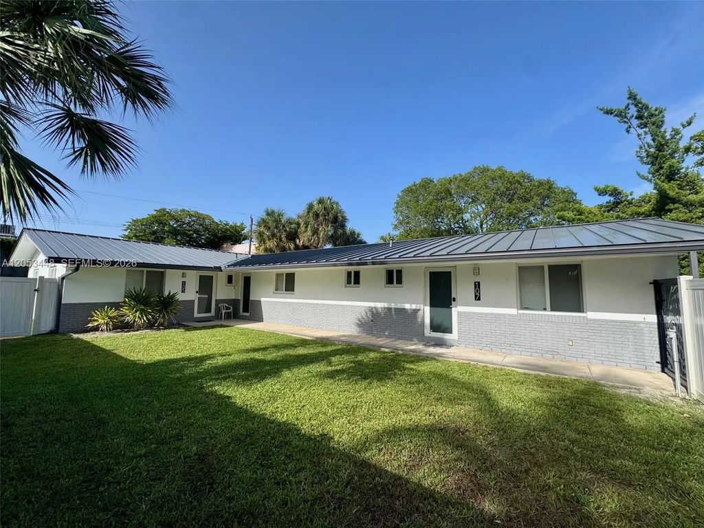 105-107 Ne 30th Court, Wilton Manors