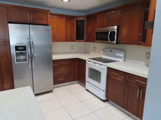 2 of 23 - 3956 Melaleuca Lane, Lake Worth, FL