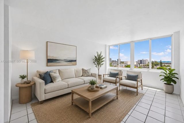 7441 Wayne Avenue #8g, Miami Beach
