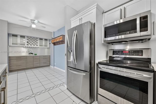 5 of 15 - 7441 Wayne Avenue #8g, Miami Beach, FL