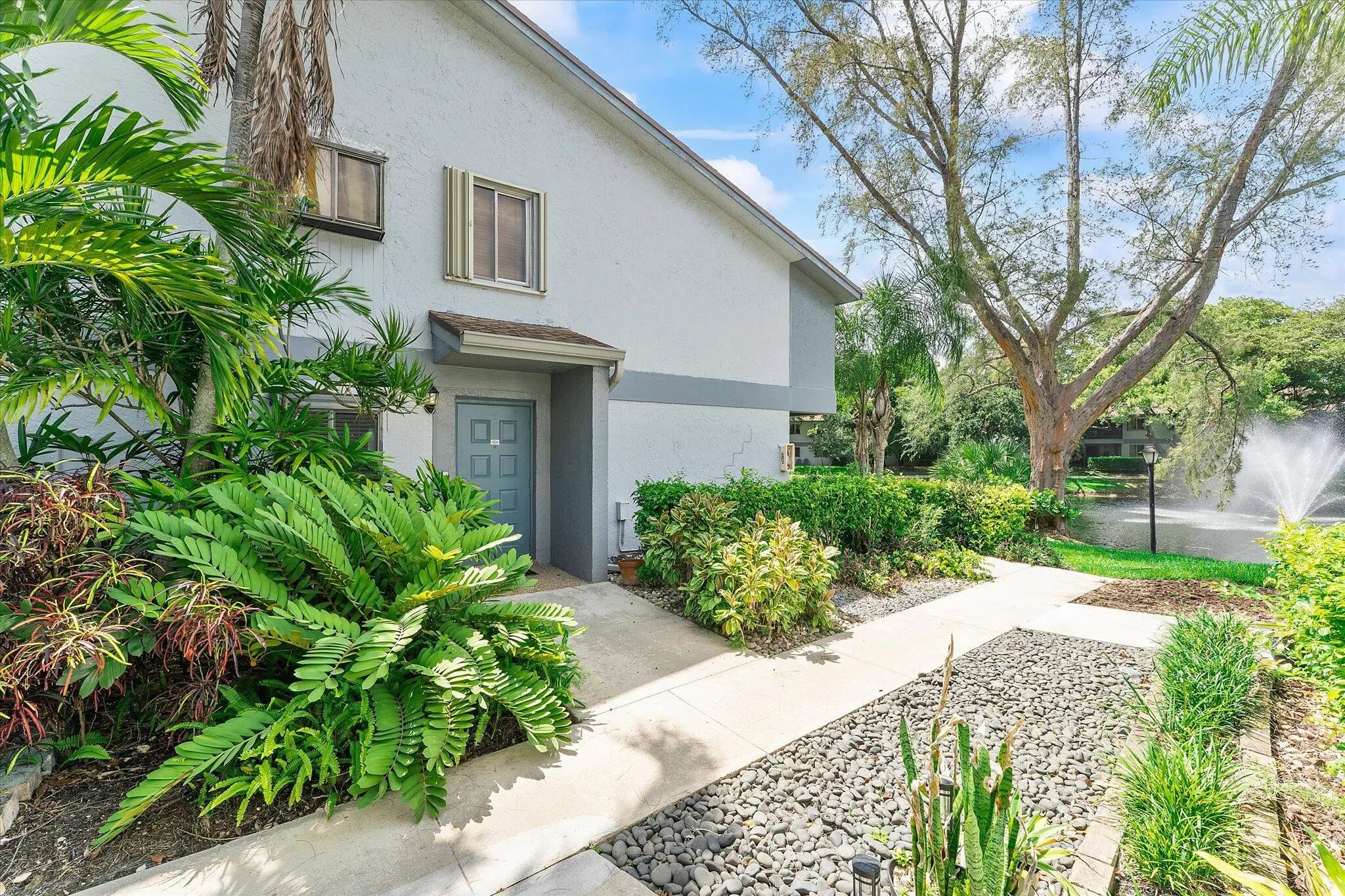 2705 S Oakland Forest Drive #104, Oakland Park