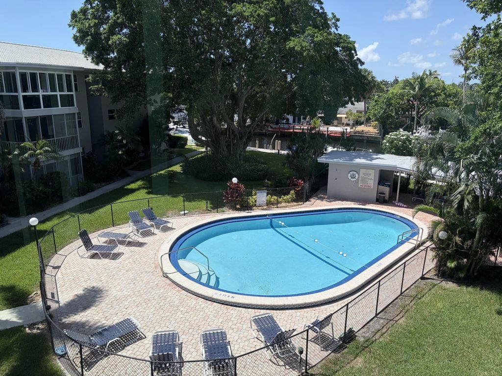 1200 Sw 12th Street Sw #304, Fort Lauderdale
