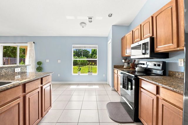 2 of 38 - 2674 Sw Abelard Street, Port St. Lucie, FL