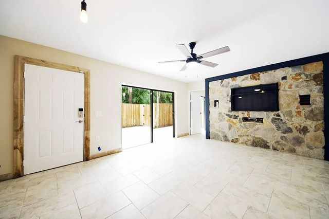 2 of 38 - 1700 Embassy Drive #apt 402, West Palm Beach, FL