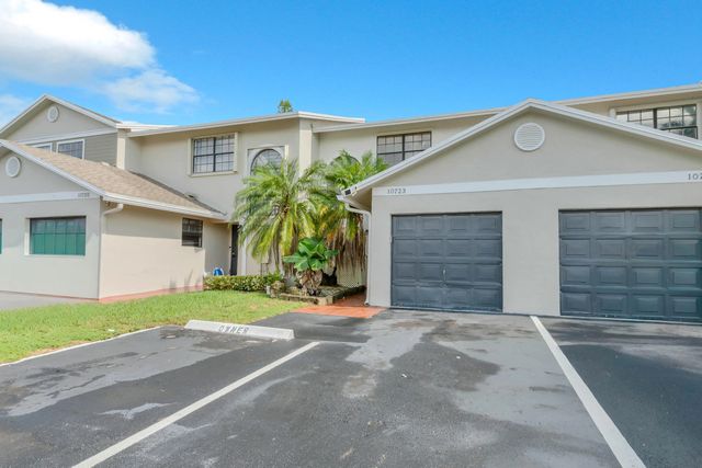 4 of 38 - 10723 Nw 11th Street #10723, Pembroke Pines, FL
