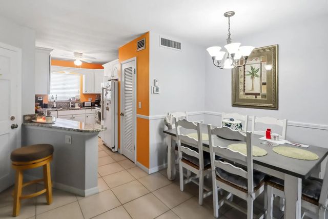 2 of 25 - 11 Garden Street #206t, Tequesta, FL
