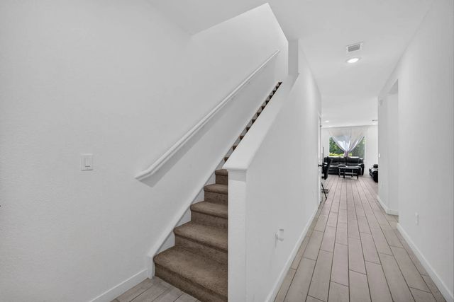 4 of 40 - 608 Ne Waters Edge Lane, Port St. Lucie, FL