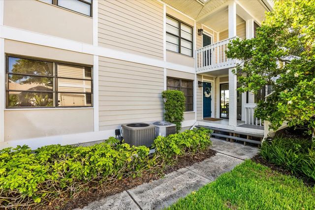 5 of 53 - 333 Ne Golfview Circle, Hutchinson Island, FL