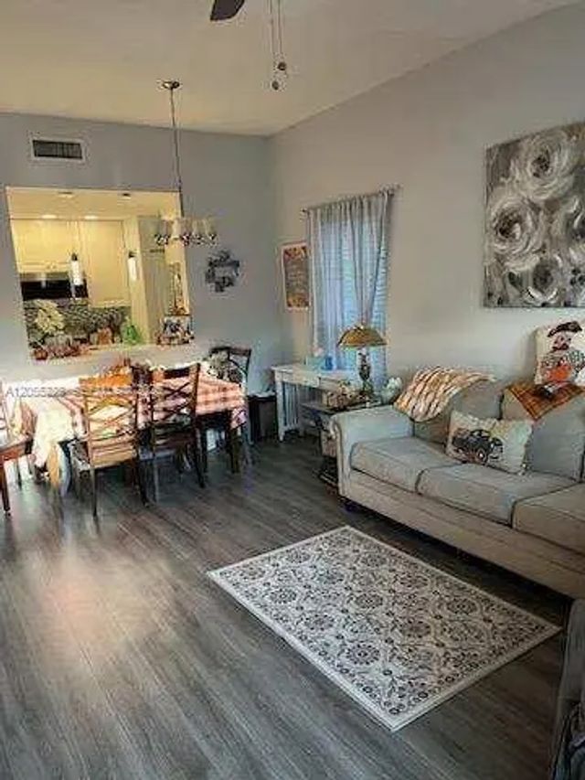 2 of 6 - 11699 Nw 11th Street, Pembroke Pines, FL