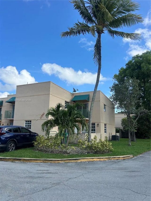 4 of 29 - 11880 Sw 19th Terrace #113, Miami, FL
