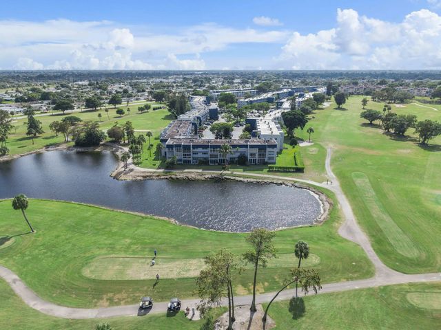 3 of 17 - 7837 Golf Circle Drive #209, Margate, FL