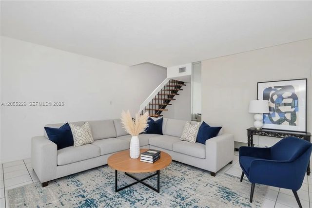 4 of 19 - 1082 W 79th Street #25, Hialeah, FL