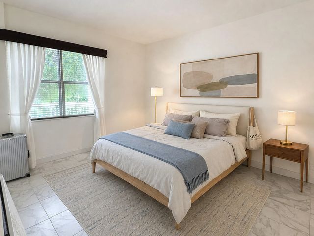 4 of 19 - 1801 S Flagler Drive #104, West Palm Beach, FL