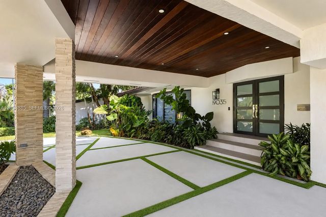 5 of 38 - 19035 E St. Andrews Drive, Hialeah, FL