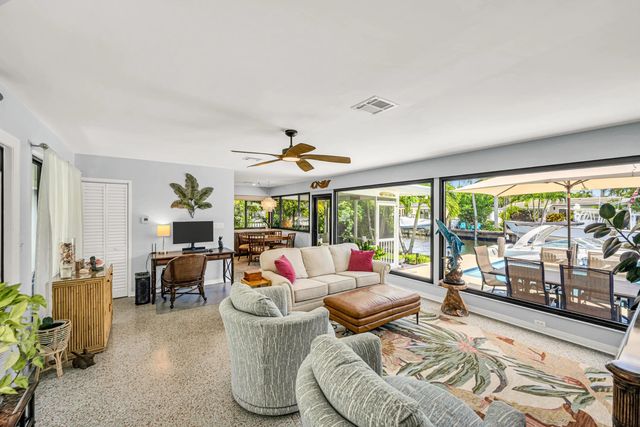 5 of 35 - 1301 Mandarin Isle, Fort Lauderdale, FL