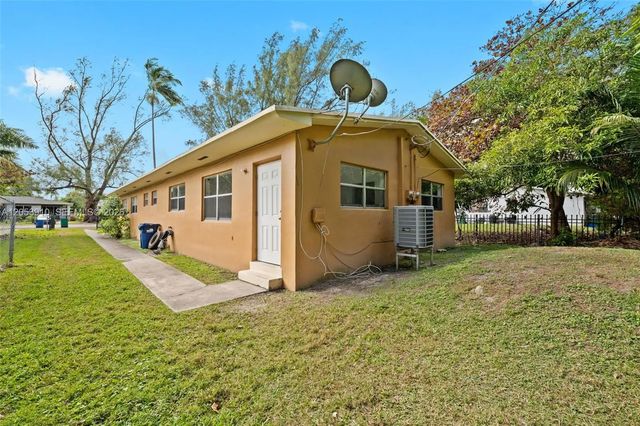 2 of 24 - 1429 Ne 118th Terrace, Miami, FL