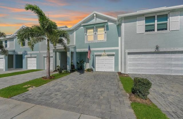 329 Se Halifax Lane, Stuart