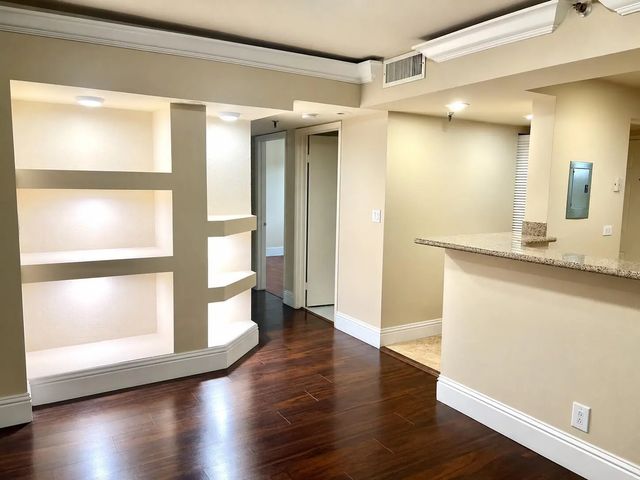 9235 Sw 8th Street #304, Boca Raton