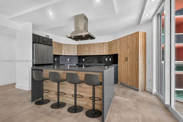 5 of 16 - 3370 Hidden Bay Drive #1212, Aventura, FL
