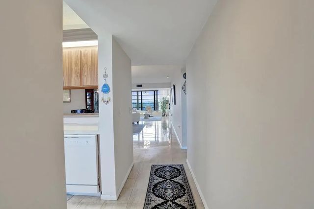 4 of 57 - 1524 Whitehall Drive #406, Davie, FL