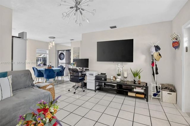 5 of 47 - 3501 Sw 40th Avenue, West Park, FL