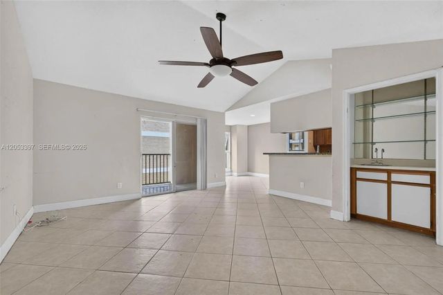 995 Riverside Drive #120, Coral Springs