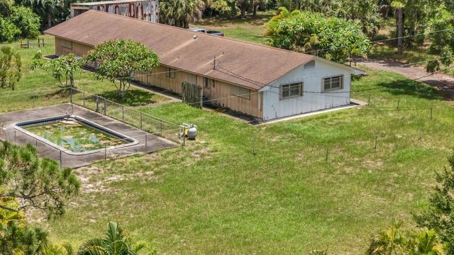 3 of 10 - 4899 S Haverhill Road, Greenacres, FL
