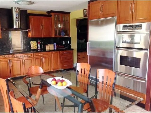 4 of 29 - 13450 Sw 26th Street, Davie, FL