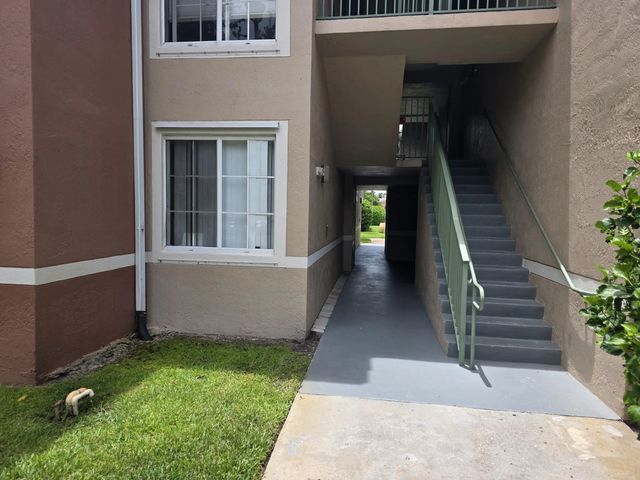 2 of 22 - 7824 Sonoma Springs Circle #104, Lake Worth, FL