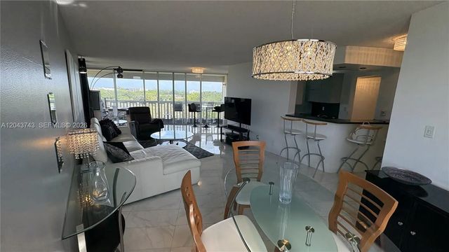 4 of 30 - 6901 Environ Boulevard #6c, Lauderhill, FL