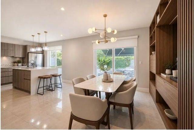 5 of 28 - 10384 Nw 67th Terrace, Doral, FL