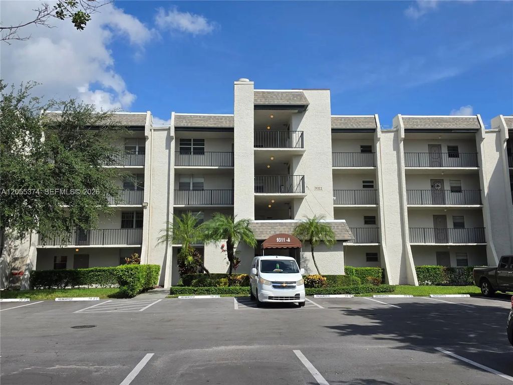 9311 Orange Grove Drive #408, Davie