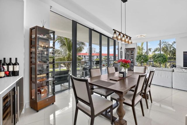 3 of 72 - 3250 Ne 188th Street #201, Aventura, FL